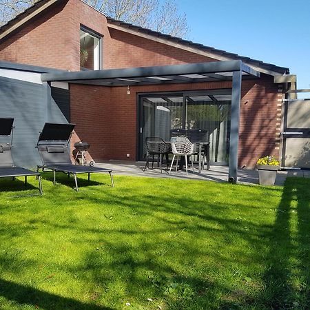 Luxe Zomerwoning Met Omheinde Tuin Voor Hond En Kinderen Dirkshorn Exterior foto